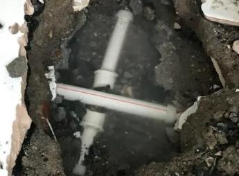 前进阳台漏水维修公司为您分享楼上楼下漏水怎么处理